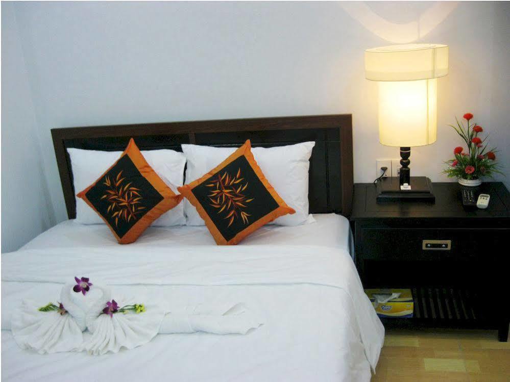Sea Sun Homestay Хойан Экстерьер фото